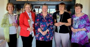 Four Seasons Garden Club holds annual meeting, installs new officers