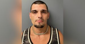 Connecticut fugitive arrested in Dunbarton after traffic stop escape attempt