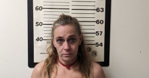 Campton woman arrested in methamphetamine sales investigation