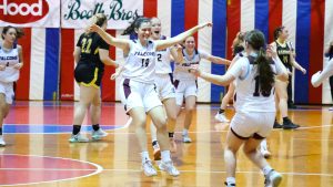Falcons soar to state championship game, Brueck scores 25 in semifinal