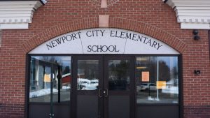 Newport City Elementary School Board discusses emergency funding for siding and mold issues