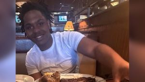 Police search for missing teen in Philadelphia