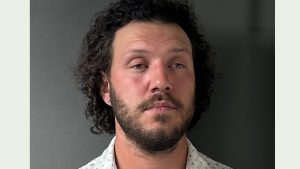 Driver arrested on DUI charge in Cambridge