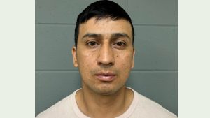 Man arrested on fugitive charge in Springfield