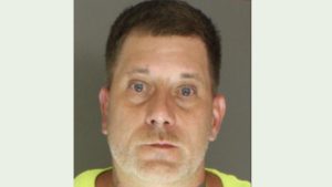Man arrested on strangulation charge in Carlisle