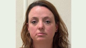 Woman arrested on warrant in Lyndonville