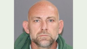 Man arrested on weapons charges in Brockport